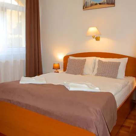 4 Apartmans Apartamento Egerszalók